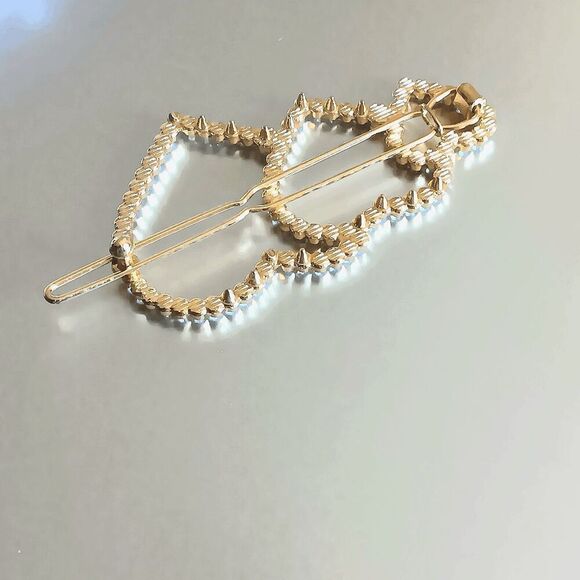 2/$21 *New* 2 Piece Heart Hair Ladies Accessory Set - Picture 5 of 9